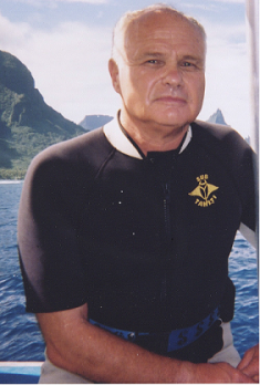 Diving in South Pacific, 2001